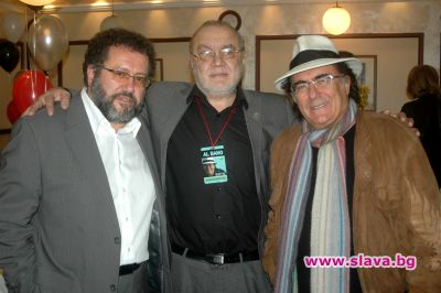 http://www.slava.bg/images/galleries/7372/_____________________________________________________________________________.jpg