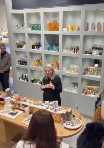slava.bg : Станислава Георгиева представи своя парфюмен портрет в Scent Stories by ALCHEMISTA