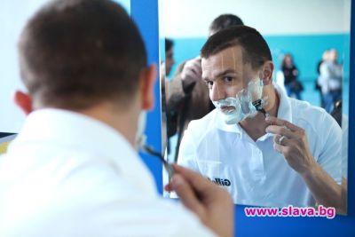 slava.bg : Gillette представи самобръсначки с цветовете на Бразилия slava.bg : Gillette представи самобръсначки с цветовете на Бразилия
