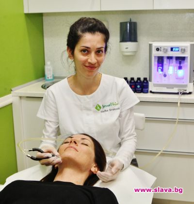 slava.bg : Любимата терапия на Джей Ло Dermalinfusion вече е в България slava.bg : Любимата терапия на Джей Ло Dermalinfusion вече е в България
