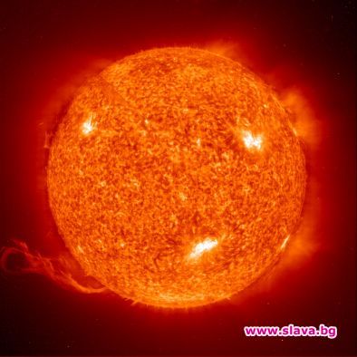 Звезда свети над 100 пъти по-ярко от слънцето 