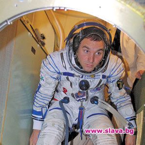 Нов космически турист ще полети