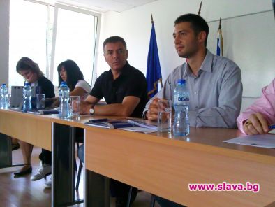 Студенти представиха шестнадесет категорични искания за промяна