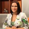 Ани Цолова изкара море под чадър
