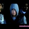 Фенове: Eminem пее на плейбек!