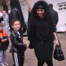 Снимат роднините на Софка в клип