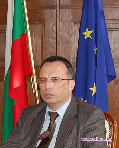 Пребиха тежко директора на държавен фонд „Земеделие