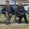 Долу ръцете от инвалидните добавки на пенсионерите