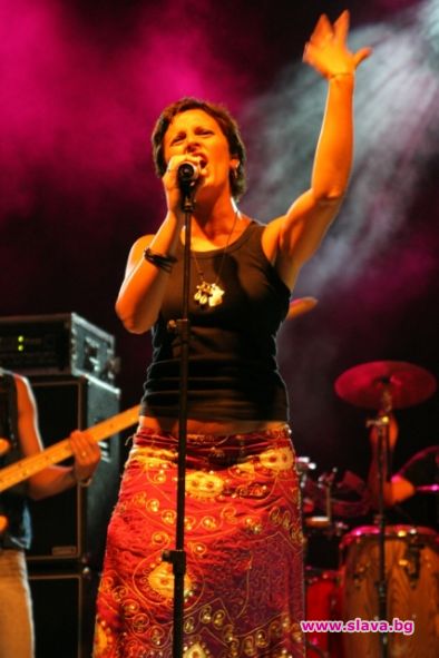 CHAMBAO ОТБЕЛЯЗВАТ 10 ГОДИШEН ЮБИЛЕЙ С НОВ АЛБУМ И ТУРНЕ ПРЕЗ ПРОЛЕТТА НА 2012