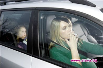 В Уелс забраняват пушенето в колите, ако има деца