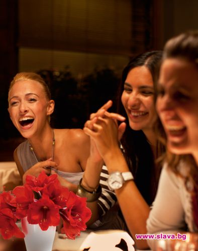 Витрина с живи манекени за 8-ми март 