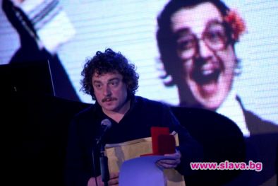 Камен Донев режисира Нина Николина