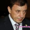 Трактора иска да плува, за да отърве килията