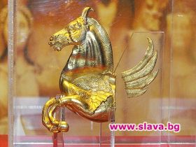 Пращаме Златния Пегас в Лувъра