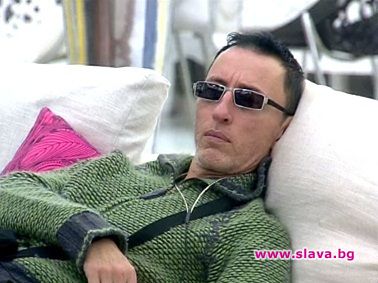 Дими мастурбирал наобратно