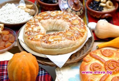 Кой какво сервира на Коледната трапеза?