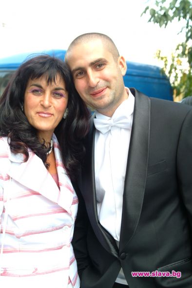 Майката на Енчев създаде нов супер слънчоглед