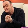 Краси Радков си лакира ноктите