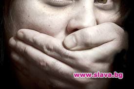 17-годишна роди дете от баща си 