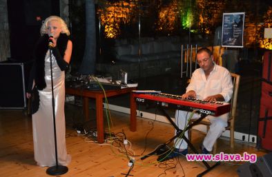 Ангел Заберски и Вера Шандел представиха Jazz Boudoir край морето