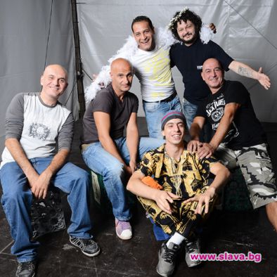 Уикеда ще пеят концерта на Manu Chao