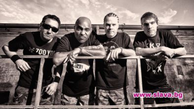 Dog Eat Dog забиват в София на 13 октомври