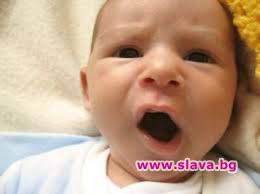 Палестинка роди без да е виждала мъжа си