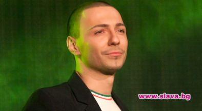 ЛАЗАР КИСЬОВ СЕ НАПИВА С МЪЖE В ГЕЙ БАРДАК