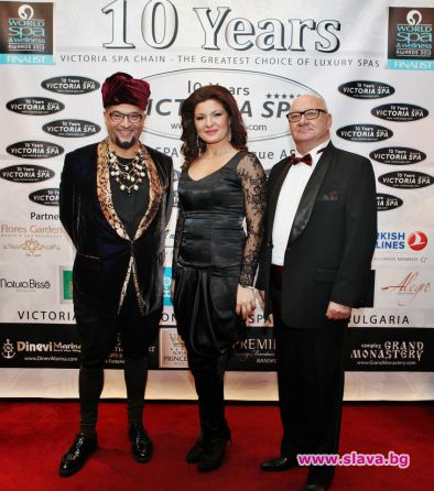 ЗВЕЗДИ И ВЕЛИКОЛЕПИЕ ВЪВ ВИКТОРИЯ СПА