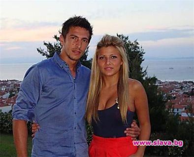 Водещ сменя Манолев в кревата на Грета