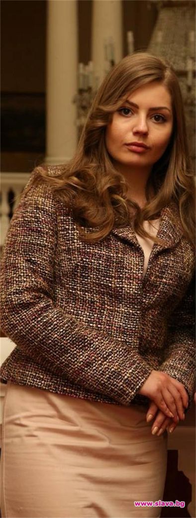 Миков си хареса студентка