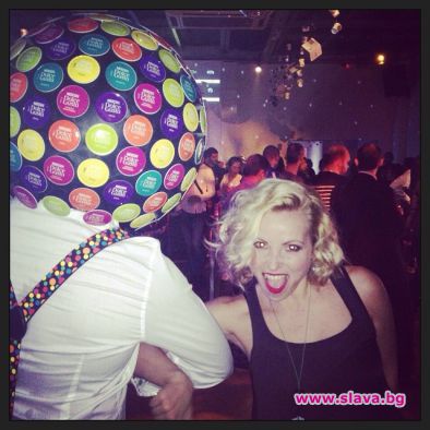 Родни звезди се забавляват на кафено парти