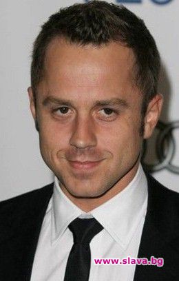 Джовани Рибизи и Агинейс Дейн се развеждат