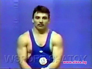 Иван Абаджиев звезда на премиерата на Салто мортале