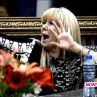 Петя Буюклиева пак посини мъжа си 