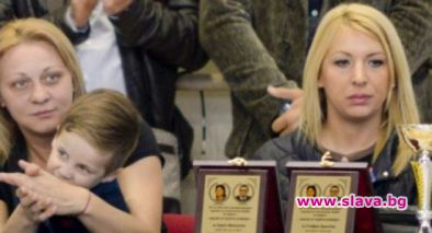 Щерката на Васил Илиев върти бизнес със сестра му