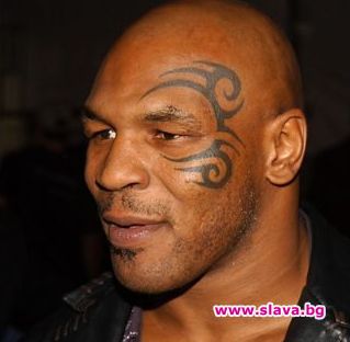 Актьор счупи пръст на Майк Тайсън