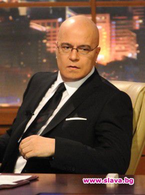 Слави иска 15 бона хонорар 