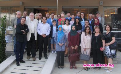 Дипломати без вратовръзки щурмуват родното Черноморие