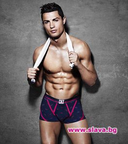 Новата колекция бельо CR7 на Роналдо вече и у нас