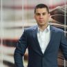 Денислав Борисов сяда в стола на Хекимян