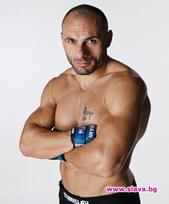 Стъки яде само селски кокошки