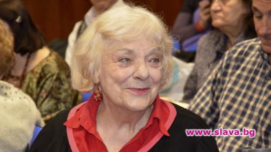Любка Рондова идва в България на 24 г.