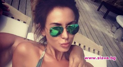 Елена Кучкова отмаря на курорт с гей