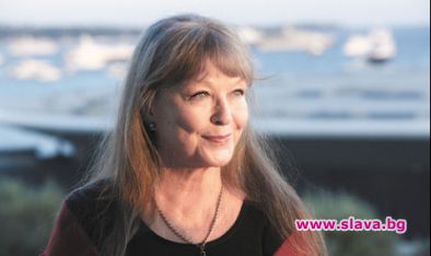 Марина Влади разпродава вещите на Висоцки