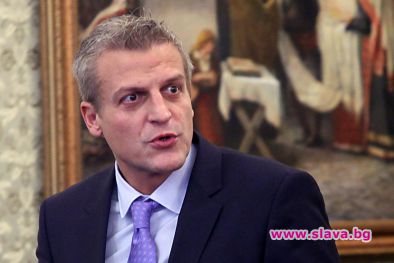 Как се превеждаше думата достойнство?