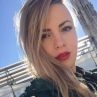 Поли Генова обиколи Италия с ново гадже
