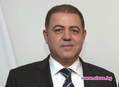 Николай Ненчев вкара и гримьорка в леглото си