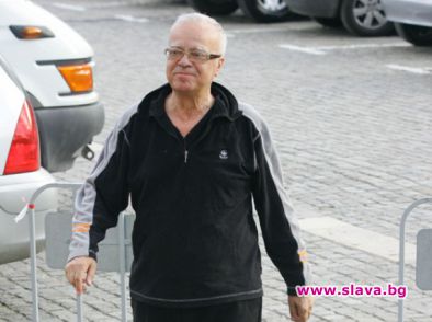 Проф. Вучков закъса с очите