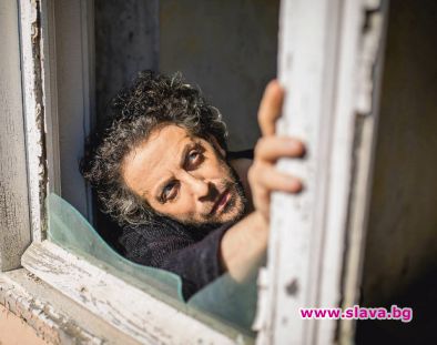 Мариус прегръща кестени из София